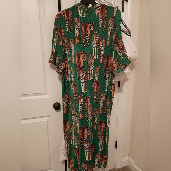 Dressed In Lala Green Tiger Print Dress - Picture 4 of 6